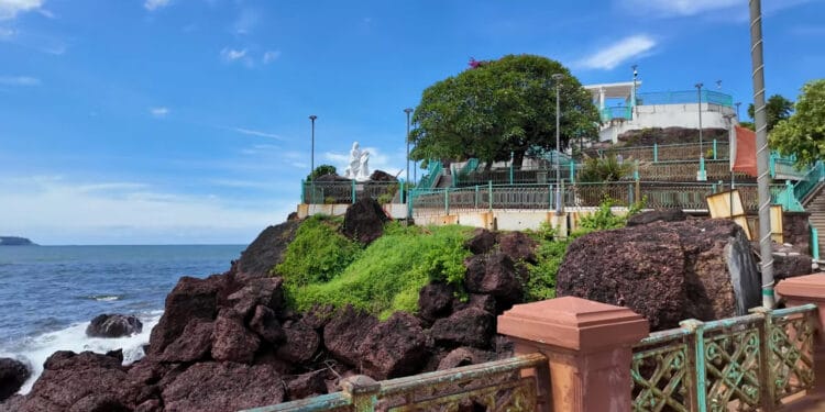 Donna Paula Beach in panjim goa